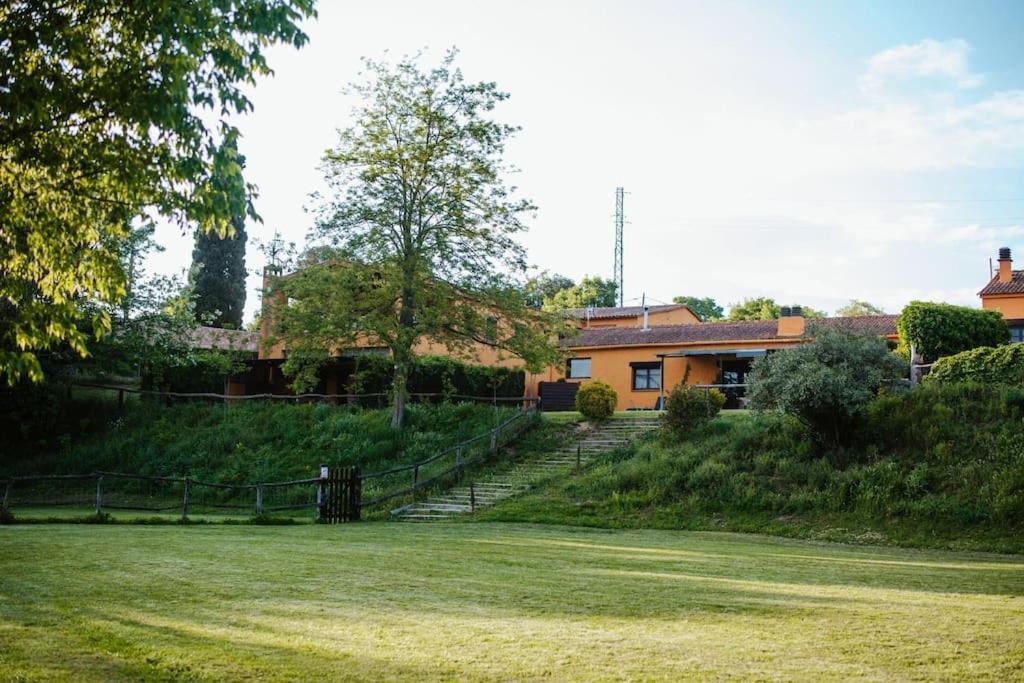 Casa Rural En El Campo Las Dalias Tordera Exterior photo