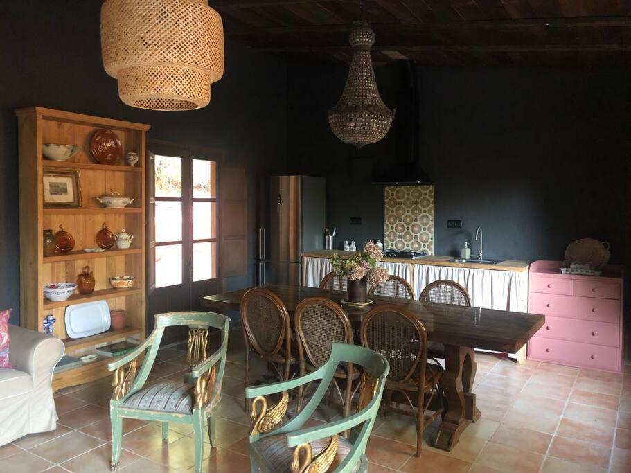 Casa Rural En El Campo Las Dalias Tordera Exterior photo